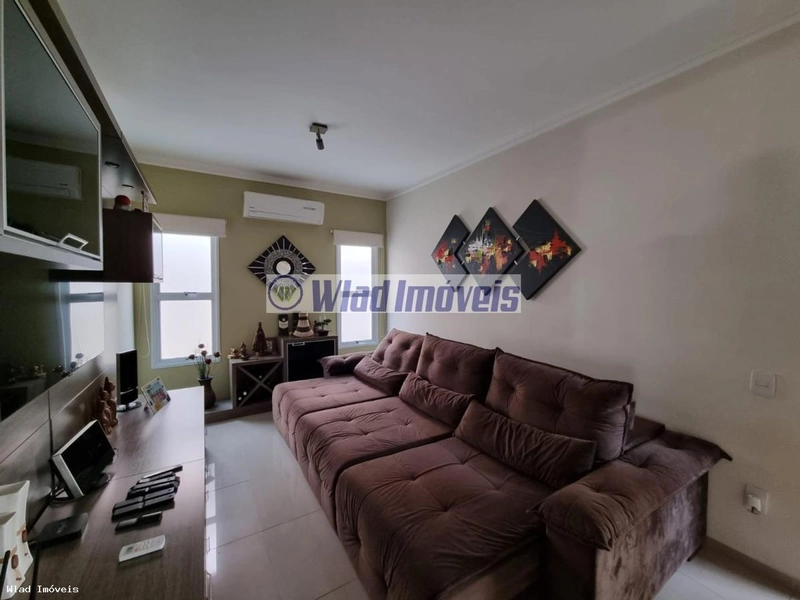 Casa com 03 quartos em condomínio a venda Bairro Pinheirinho Vinhedo: 2ª foto da galeria de imagens do imóvel