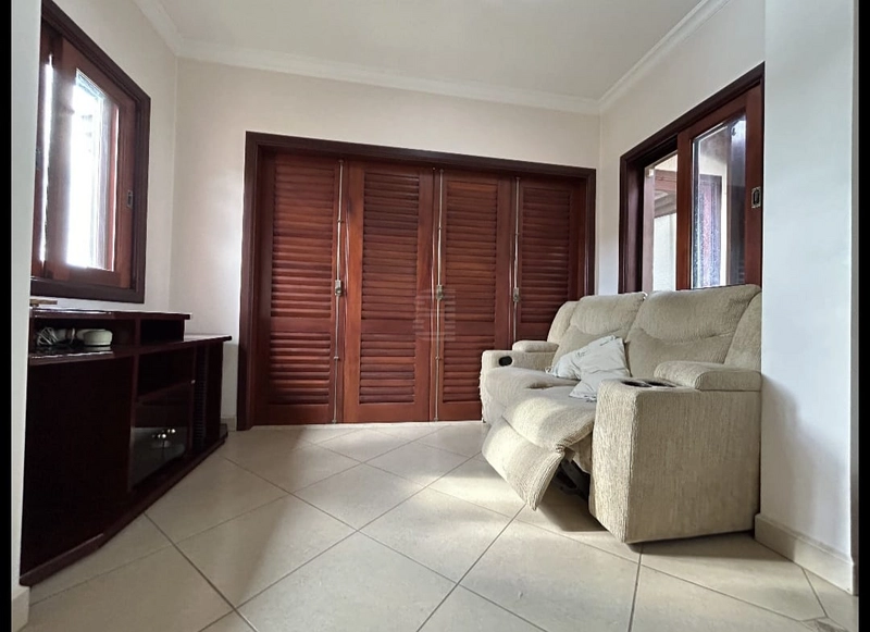 Casa com 04 quartos a venda no Bairro Moinho de Vento em Valinhos: 5ª foto da galeria de imagens do imóvel