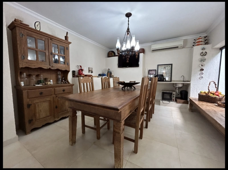 Casa com 04 quartos a venda no Bairro Moinho de Vento em Valinhos: 2ª foto da galeria de imagens do imóvel
