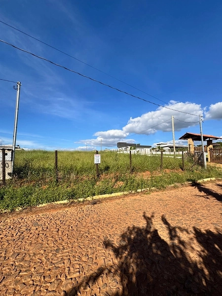Chácara no Portal Serra Azul – 815 m²: 10ª foto da galeria de imagens do imóvel