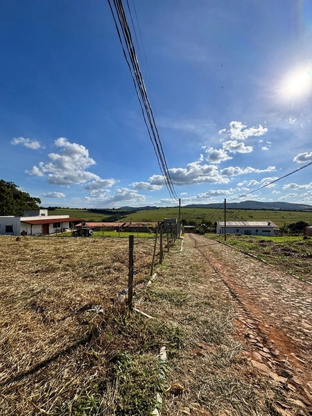 Sítio à Venda no Portal Serra Azul – Divisa Igarapé x Mateus Leme: 25ª foto da galeria de imagens do imóvel