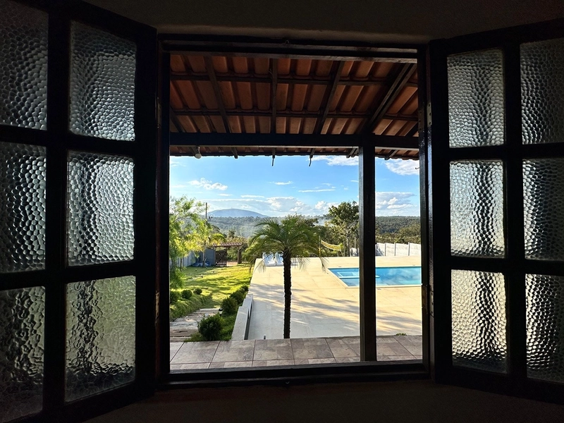 Sítio de 1.000 m² com Piscina e Área Gourmet à Venda em Mateus Leme/MG: 17ª foto da galeria de imagens do imóvel