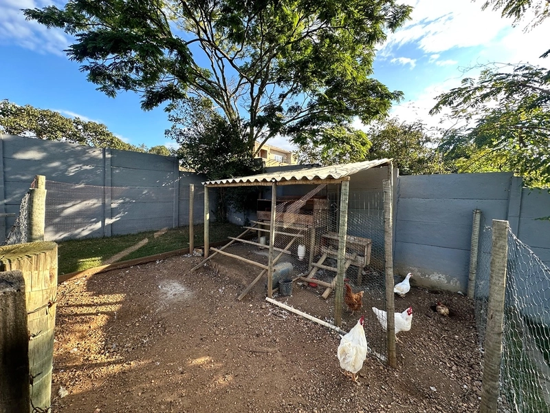Sítio de 1.000 m² com Piscina e Área Gourmet à Venda em Mateus Leme/MG: 5ª foto da galeria de imagens do imóvel