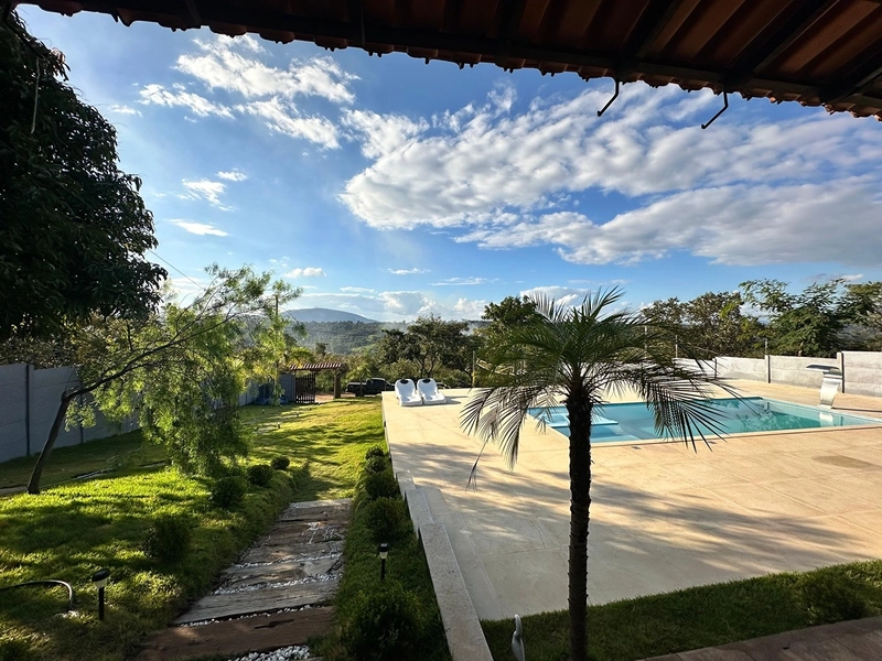 Sítio de 1.000 m² com Piscina e Área Gourmet à Venda em Mateus Leme/MG: 10ª foto da galeria de imagens do imóvel