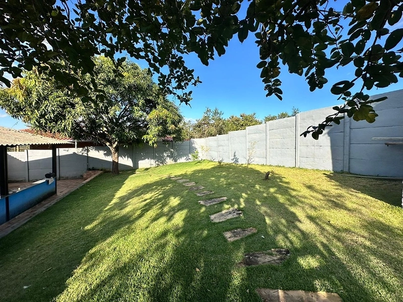 Sítio de 1.000 m² com Piscina e Área Gourmet à Venda em Mateus Leme/MG: 3ª foto da galeria de imagens do imóvel