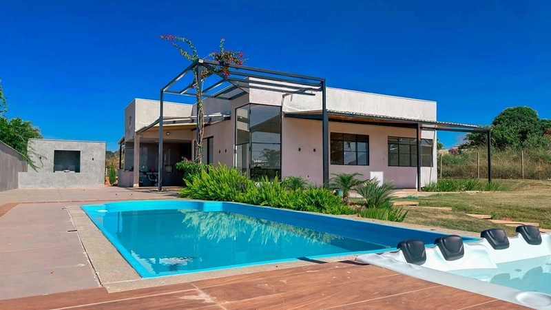 Sítio Moderno com Piscina e Spa Aquecidos no Portal Serra Azul – Mateus Leme: 10ª foto da galeria de imagens do imóvel