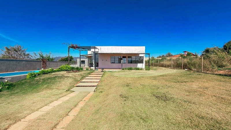 Sítio Moderno com Piscina e Spa Aquecidos no Portal Serra Azul – Mateus Leme: 16ª foto da galeria de imagens do imóvel