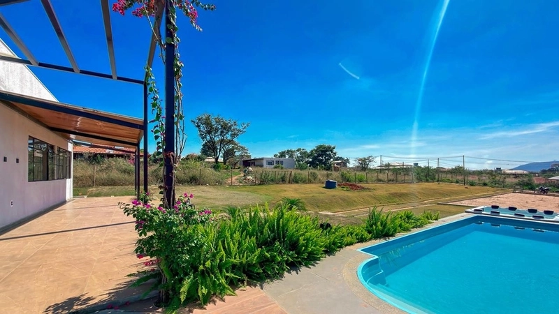 Sítio Moderno com Piscina e Spa Aquecidos no Portal Serra Azul – Mateus Leme: 4ª foto da galeria de imagens do imóvel