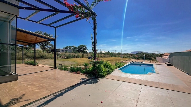 Sítio Moderno com Piscina e Spa Aquecidos no Portal Serra Azul – Mateus Leme: 6ª foto da galeria de imagens do imóvel