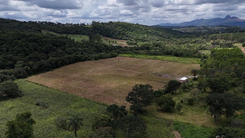 Condomínio Pôr do sol 2 - Chácara de 1.000m2 em Mateus Leme: 13ª foto da galeria de imagens do imóvel