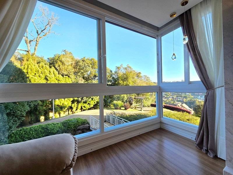Apartamento 1 dormitório em Gramado: 3ª foto da galeria de imagens do imóvel