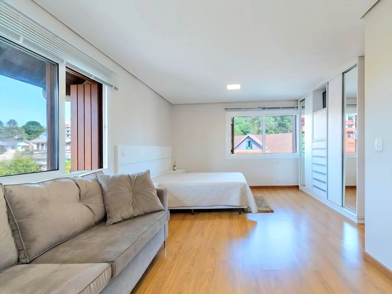 Apartamento 4 dormitórios em Gramado: 8ª foto da galeria de imagens do imóvel