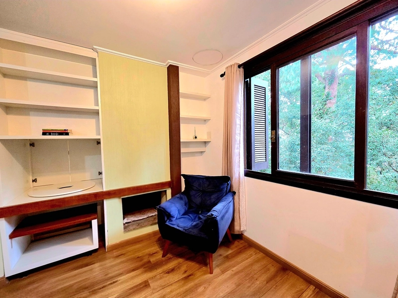 Apartamento 1 dormitório em Gramado: 2ª foto da galeria de imagens do imóvel