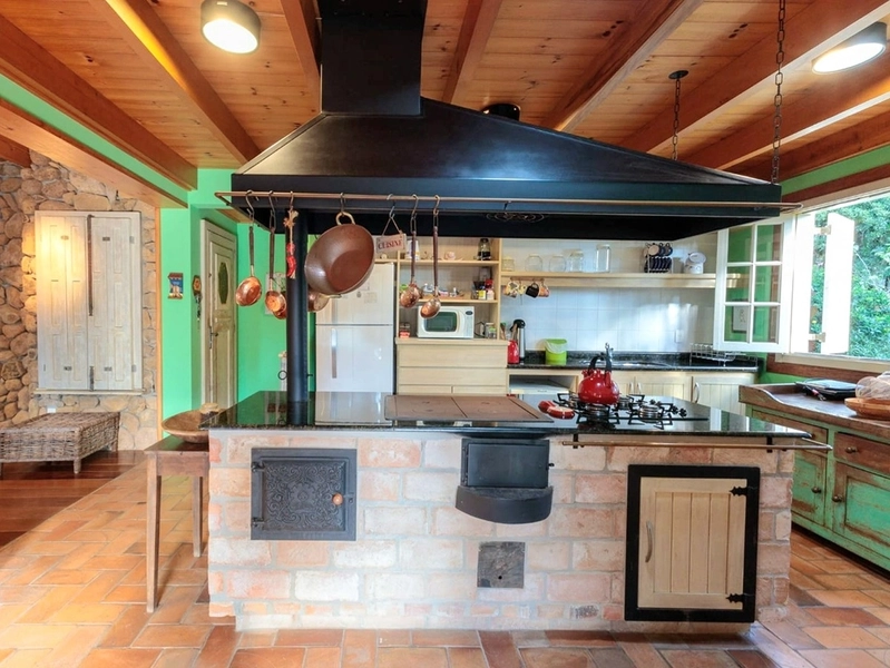 Casa 3 suítes no Saint Moritz : 8ª foto da galeria de imagens do imóvel