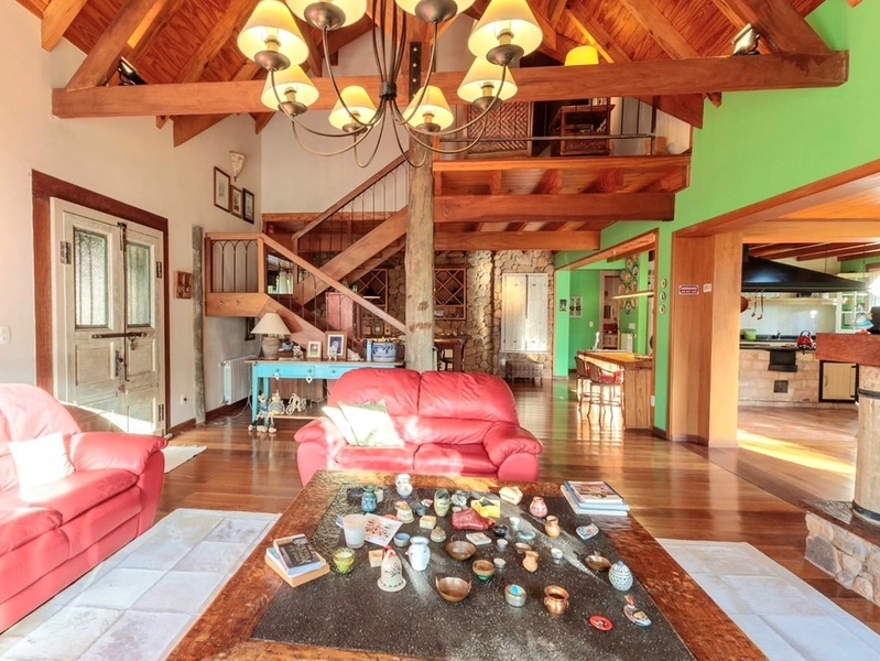 Casa 3 suítes no Saint Moritz : 3ª foto da galeria de imagens do imóvel