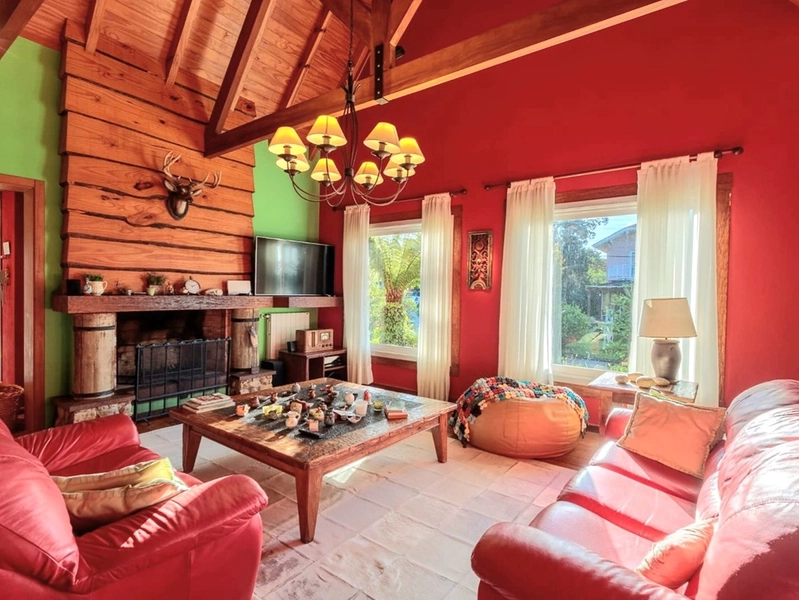 Casa 3 suítes no Saint Moritz : 2ª foto da galeria de imagens do imóvel