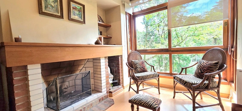 Apartamento 1 dormitório em Gramado: 2ª foto da galeria de imagens do imóvel