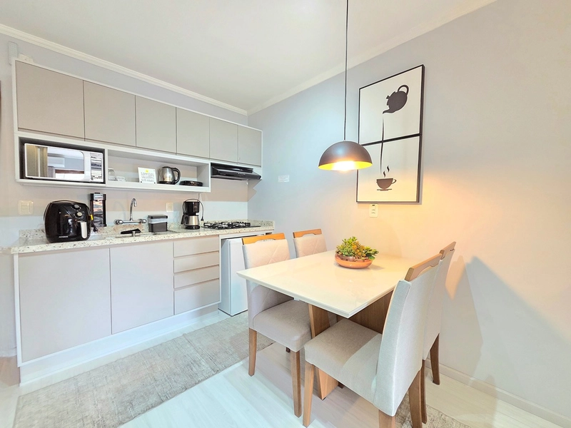 Apartamento 1 dormitório em Gramado: 2ª foto da galeria de imagens do imóvel