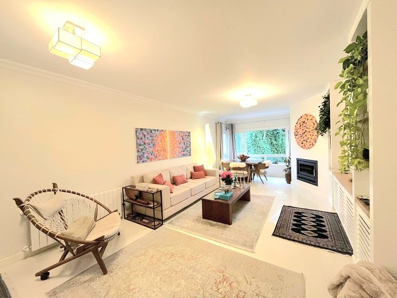 Apartamento 3 dormitórios em Gramado: 2ª foto da galeria de imagens do imóvel