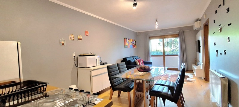 Apartamento 1 dormitório em Gramado: 2ª foto da galeria de imagens do imóvel