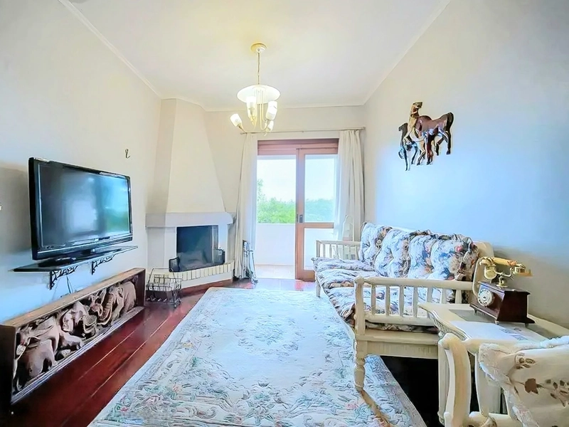 Apartamento 2 dormitórios em Gramado: 2ª foto da galeria de imagens do imóvel