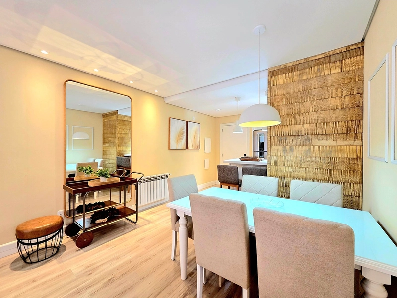 Apartamento 2 dormitórios em Gramado: 2ª foto da galeria de imagens do imóvel