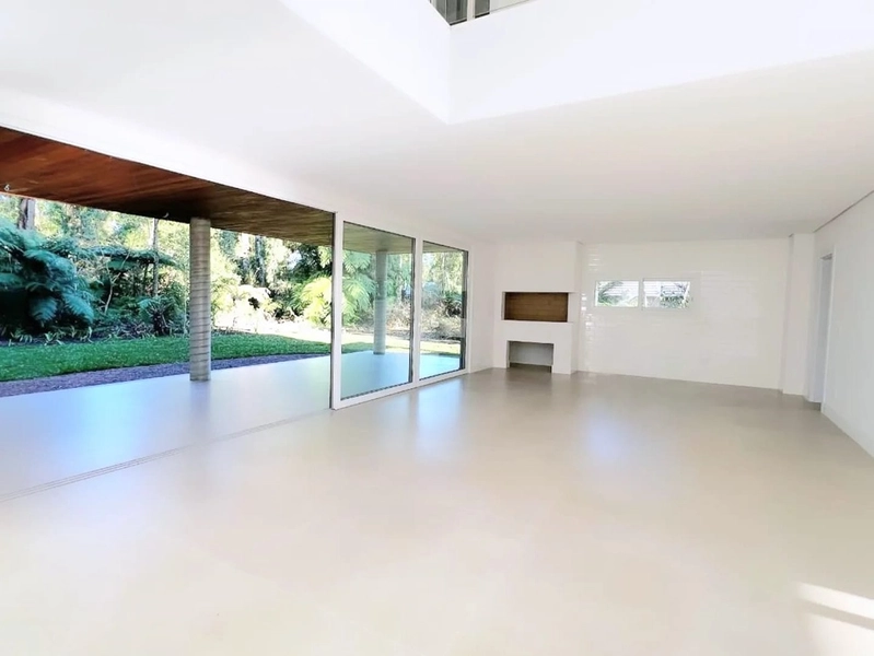 Casa 3 suítes em Gramado: 4ª foto da galeria de imagens do imóvel