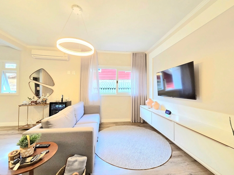 Apartamento 2 dormitórios em Gramado: 2ª foto da galeria de imagens do imóvel