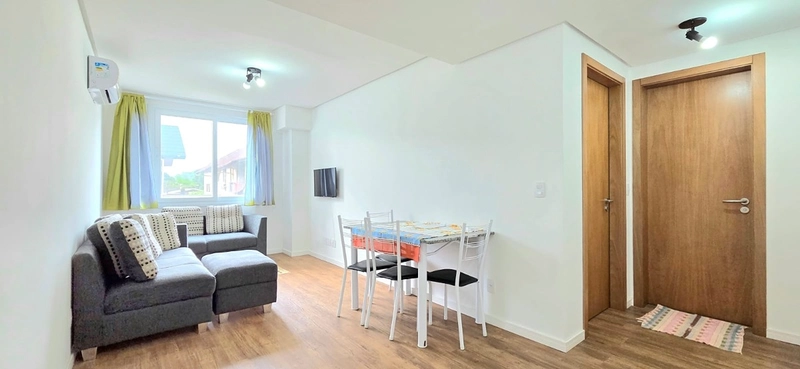 Apartamento 1 dormitório em Gramado: 2ª foto da galeria de imagens do imóvel