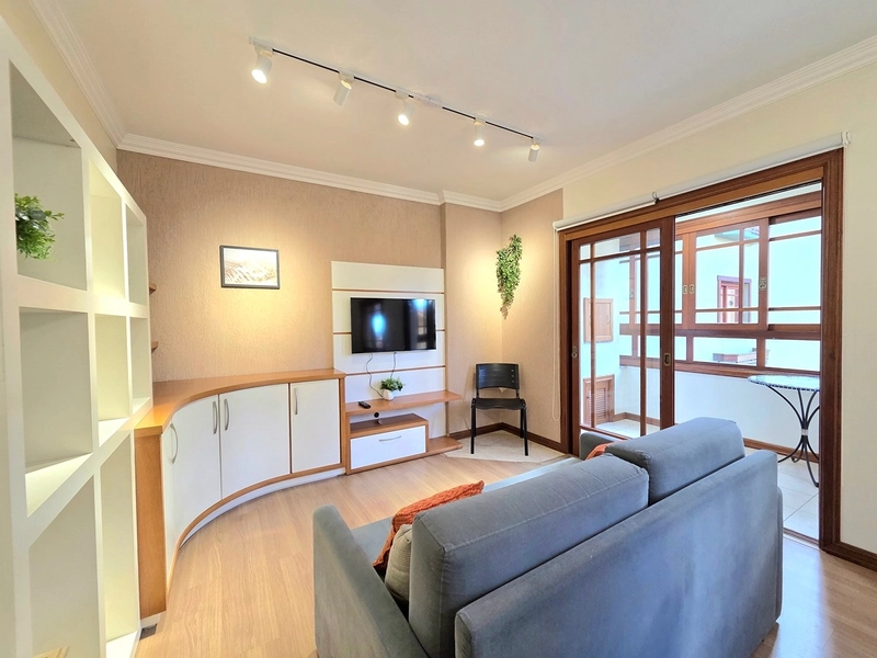 Apartamento 2 dormitórios em Gramado: 2ª foto da galeria de imagens do imóvel