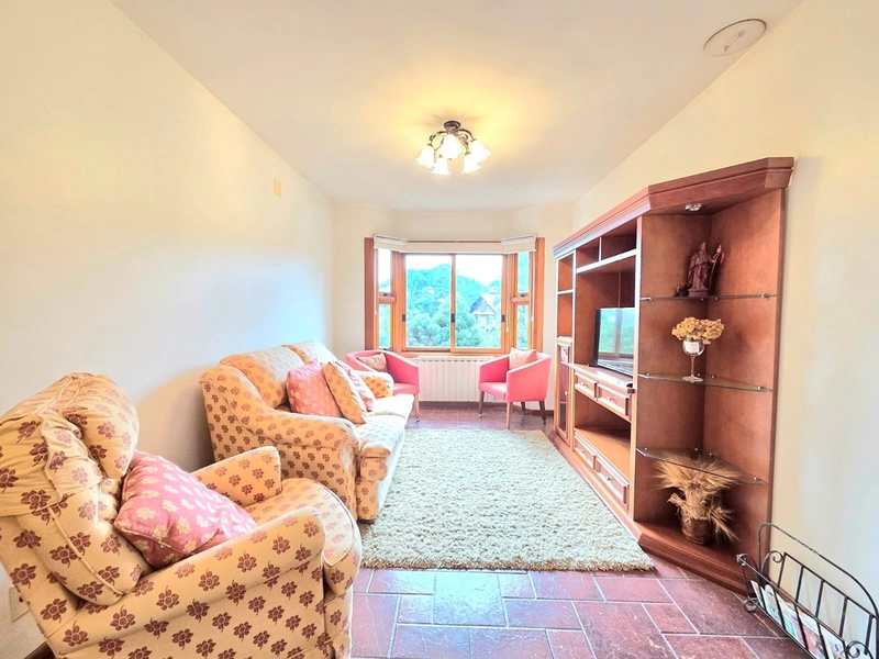 Apartamento 2 dormitórios em Gramado: 2ª foto da galeria de imagens do imóvel