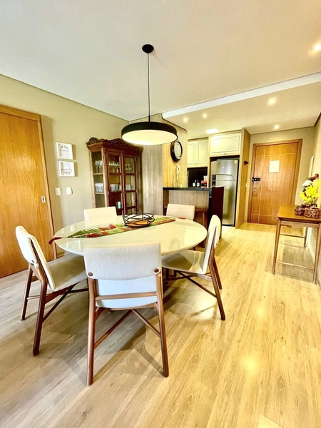 Apartamento 2 dormitórios em Gramado: 2ª foto da galeria de imagens do imóvel