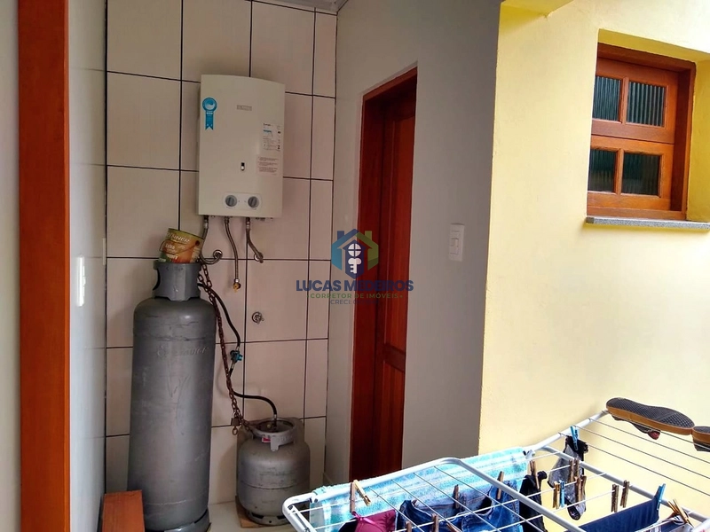 Casa com 4 Quartos em Campo Bom – Espaço, Segurança e Conforto: 17ª foto da galeria de imagens do imóvel