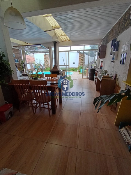 CASA EM HAMBURGO VELHO COM PISCINA COM PREÇO DE OPORTUNIDADE: 3ª foto da galeria de imagens do imóvel