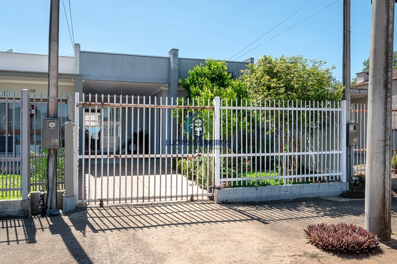  Casa Plana, Mobiliada e com Piscina no Centro da Cidade!”: 3ª foto da galeria de imagens do imóvel