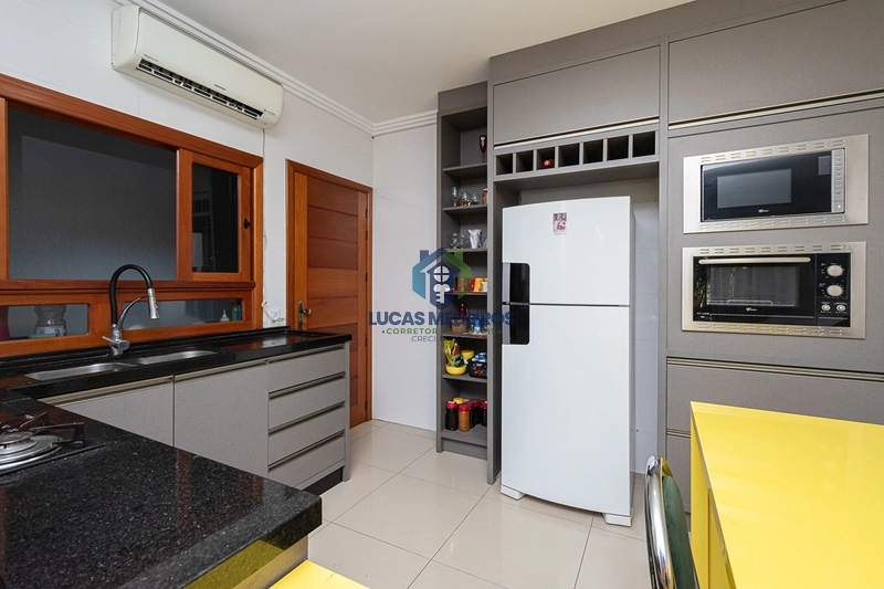  Casa Plana, Mobiliada e com Piscina no Centro da Cidade!”: 18ª foto da galeria de imagens do imóvel