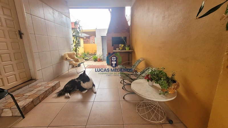 🏡 CASA COM POTENCIAL COMERCIAL À VENDA EM CANUDOS – PRÓXIMO À DIVISA COM CAMPO BOM!: 8ª foto da galeria de imagens do imóvel