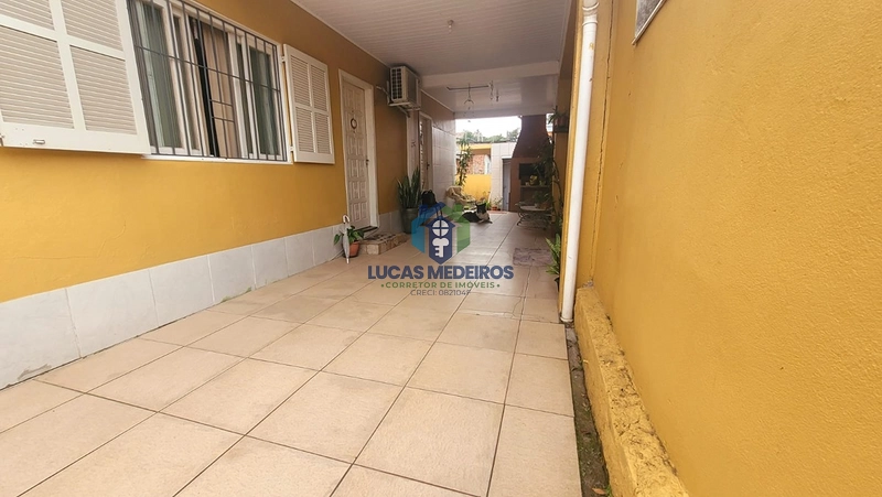 🏡 CASA COM POTENCIAL COMERCIAL À VENDA EM CANUDOS – PRÓXIMO À DIVISA COM CAMPO BOM!: 2ª foto da galeria de imagens do imóvel