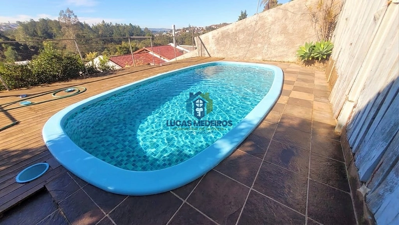 O sobrado perfeito existe: amplo, com piscina, energia solar, terreno generoso e pronto para receber a sua família. Agende sua visita e venha se encantar!: 31ª foto da galeria de imagens do imóvel