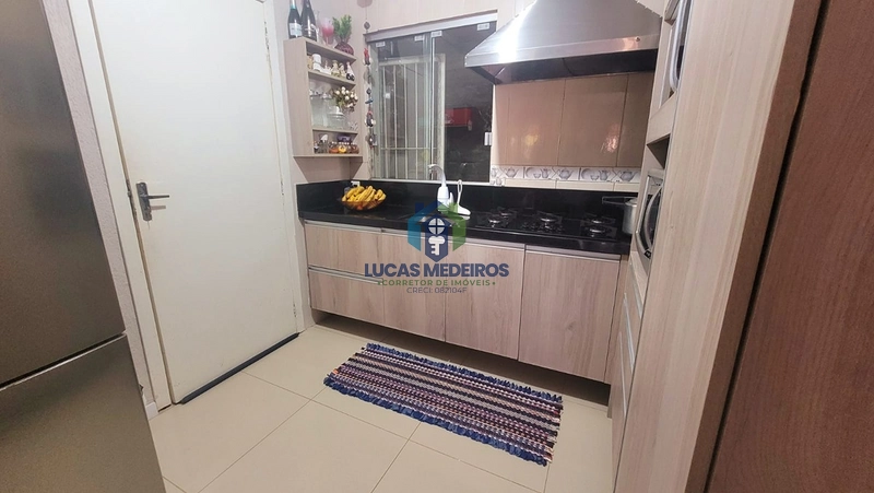 O sobrado perfeito existe: amplo, com piscina, energia solar, terreno generoso e pronto para receber a sua família. Agende sua visita e venha se encantar!: 10ª foto da galeria de imagens do imóvel