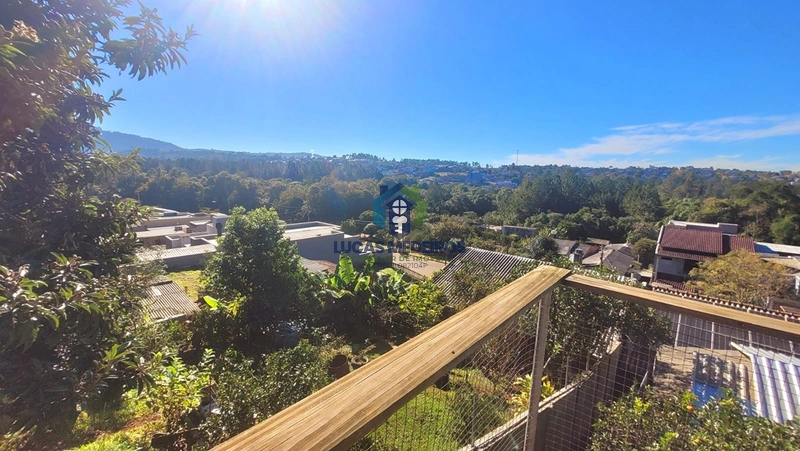 O sobrado perfeito existe: amplo, com piscina, energia solar, terreno generoso e pronto para receber a sua família. Agende sua visita e venha se encantar!: 32ª foto da galeria de imagens do imóvel