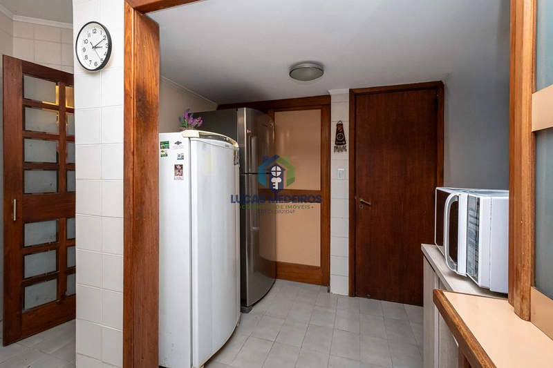 Viva o melhor do Ideal em NH -  casa ampla com 5 dormitórios e piscina: 23ª foto da galeria de imagens do imóvel