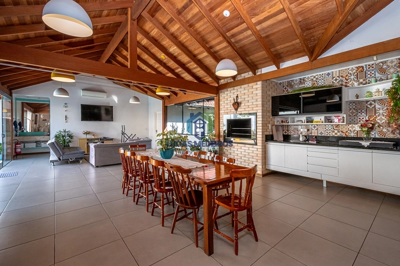 Viva o melhor do Ideal em NH -  casa ampla com 5 dormitórios e piscina: 55ª foto da galeria de imagens do imóvel