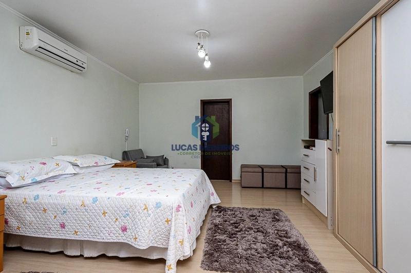 Viva o melhor do Ideal em NH -  casa ampla com 5 dormitórios e piscina: 34ª foto da galeria de imagens do imóvel