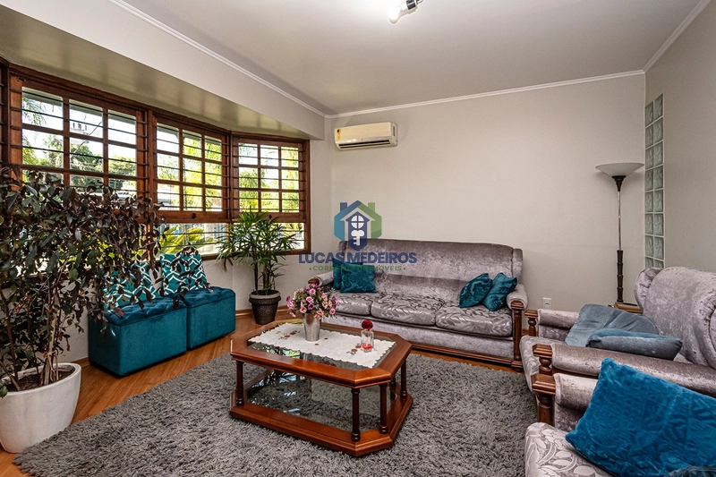 Viva o melhor do Ideal em NH -  casa ampla com 5 dormitórios e piscina: 14ª foto da galeria de imagens do imóvel