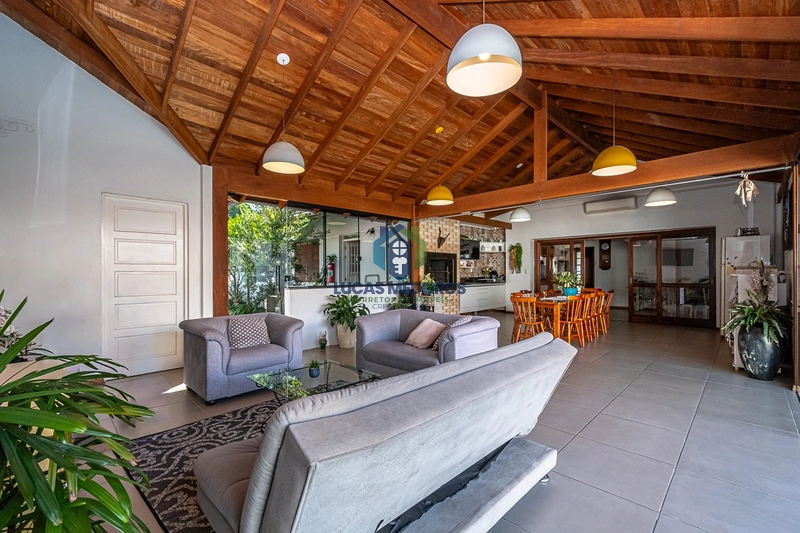 Viva o melhor do Ideal em NH -  casa ampla com 5 dormitórios e piscina: 51ª foto da galeria de imagens do imóvel