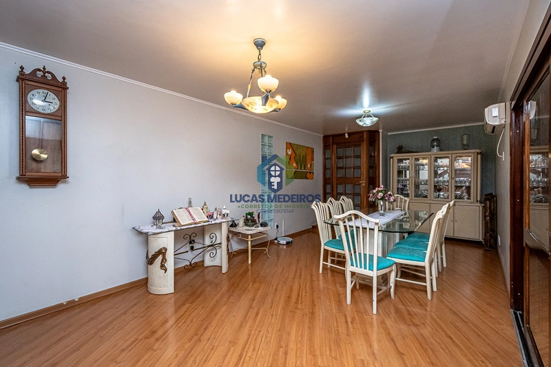 Viva o melhor do Ideal em NH -  casa ampla com 5 dormitórios e piscina: 17ª foto da galeria de imagens do imóvel