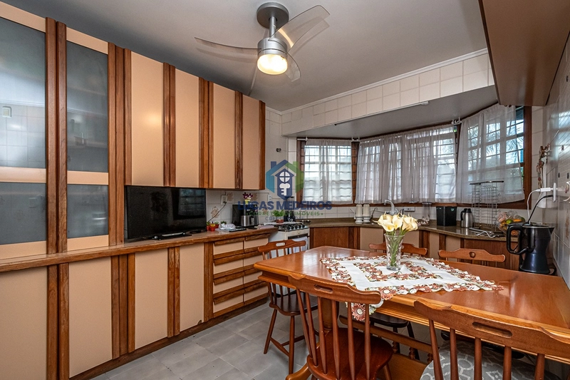 Viva o melhor do Ideal em NH -  casa ampla com 5 dormitórios e piscina: 22ª foto da galeria de imagens do imóvel