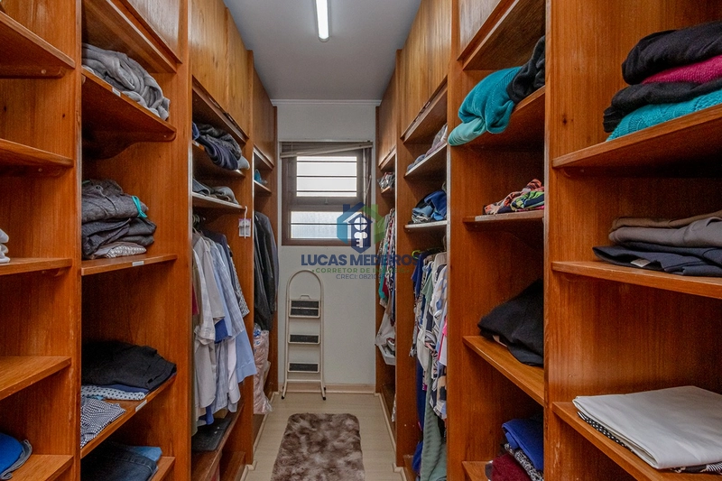 Viva o melhor do Ideal em NH -  casa ampla com 5 dormitórios e piscina: 38ª foto da galeria de imagens do imóvel