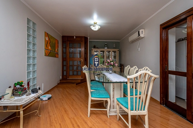 Viva o melhor do Ideal em NH -  casa ampla com 5 dormitórios e piscina: 20ª foto da galeria de imagens do imóvel